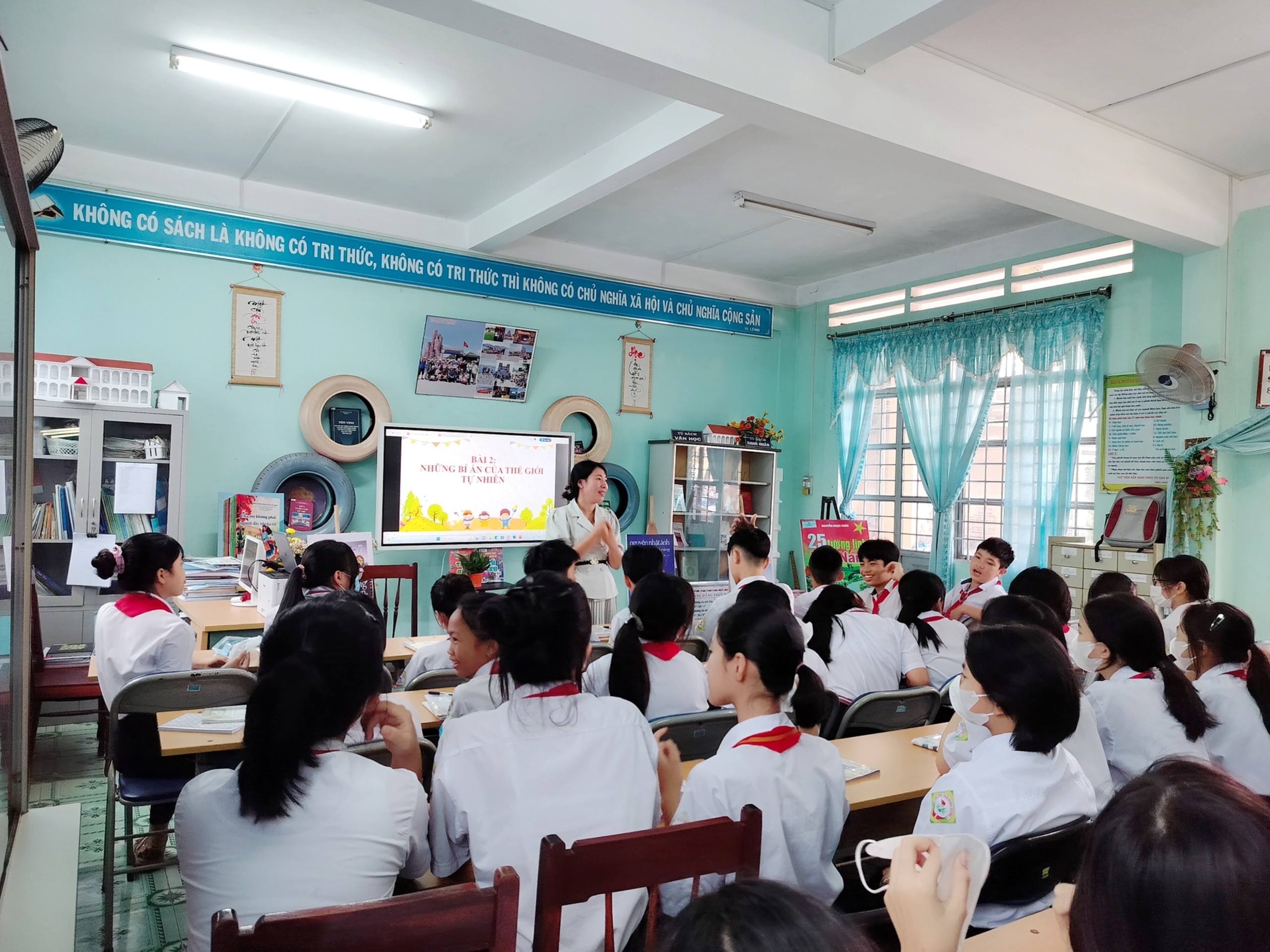 Article Trường THCS Hùng Vương tổ chức “Tiết học tại thư viện”