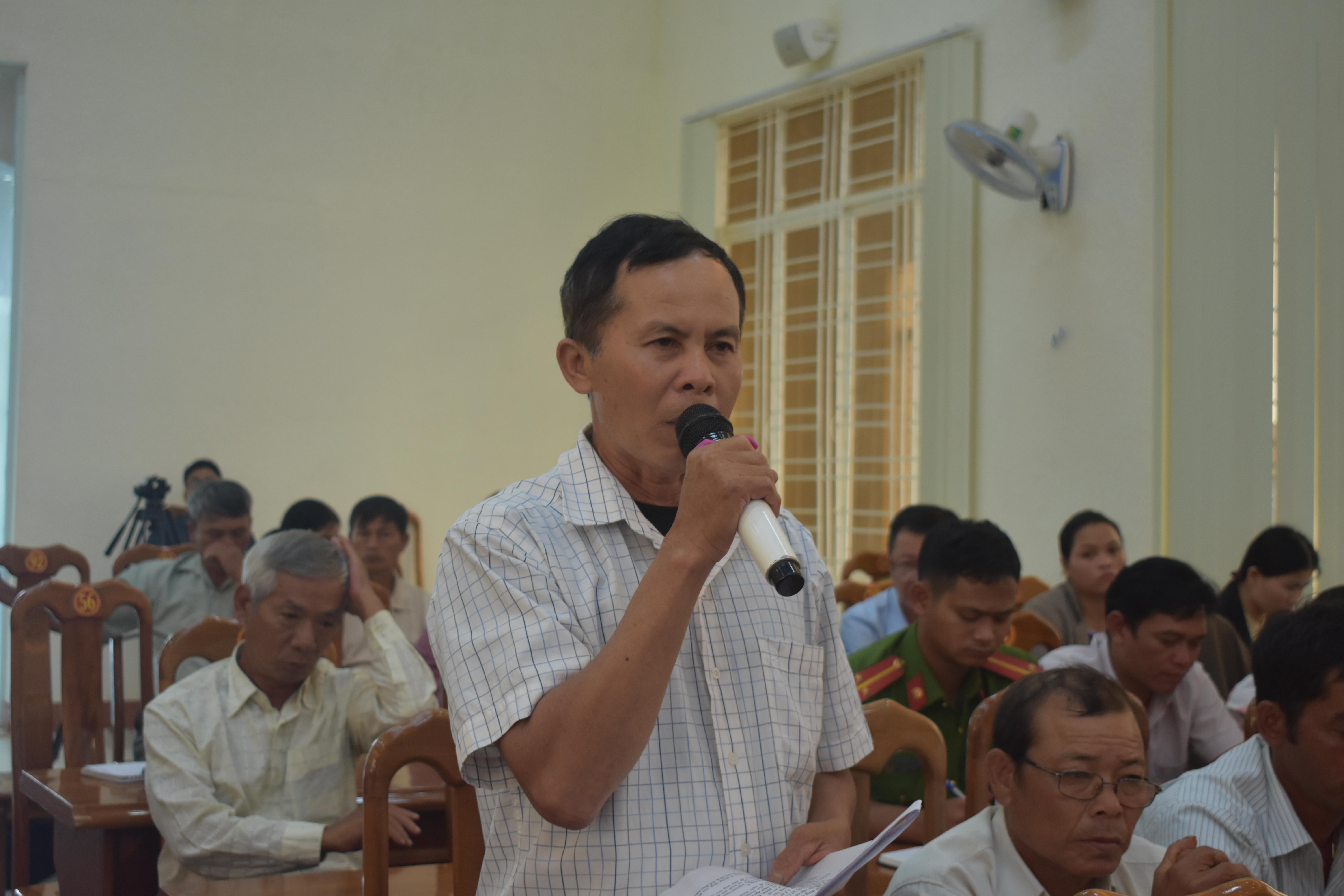 Article Đoàn Đại biểu Quốc hội tiếp xúc cử tri tại huyện Ia Grai