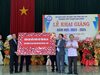 Đồng chí Bí thư Huyện ủy dự lễ khai giảng tại Trường THPT Phạm Văn ...