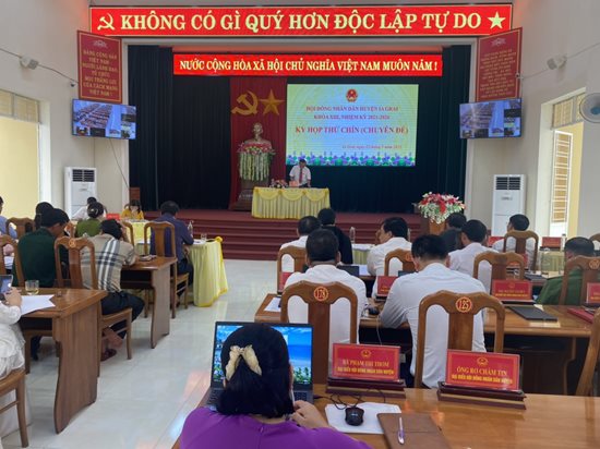 HDND-huyen-Ia-Grai-khoa-XIII-to-chuc-ky-hop-thu-9.jpg HDND-huyen-Ia-Grai-khoa-XIII-to-chuc-ky-hop-thu-9.jpg
